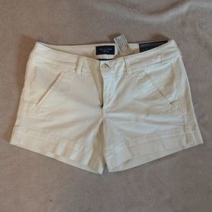 NWT American Eagle Midi Size 6 Stretch Shorts